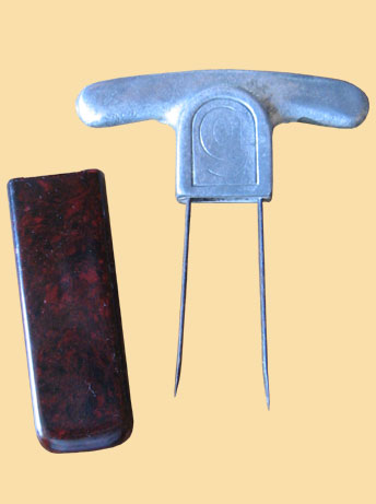 Puller and prongs Goldenberg corkscrew